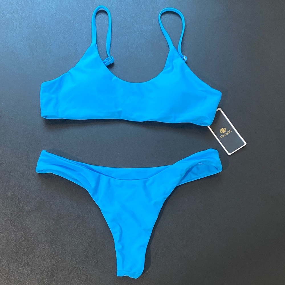 NWT Sherry DC Blue Women's Cheeky Botton Bikini Set